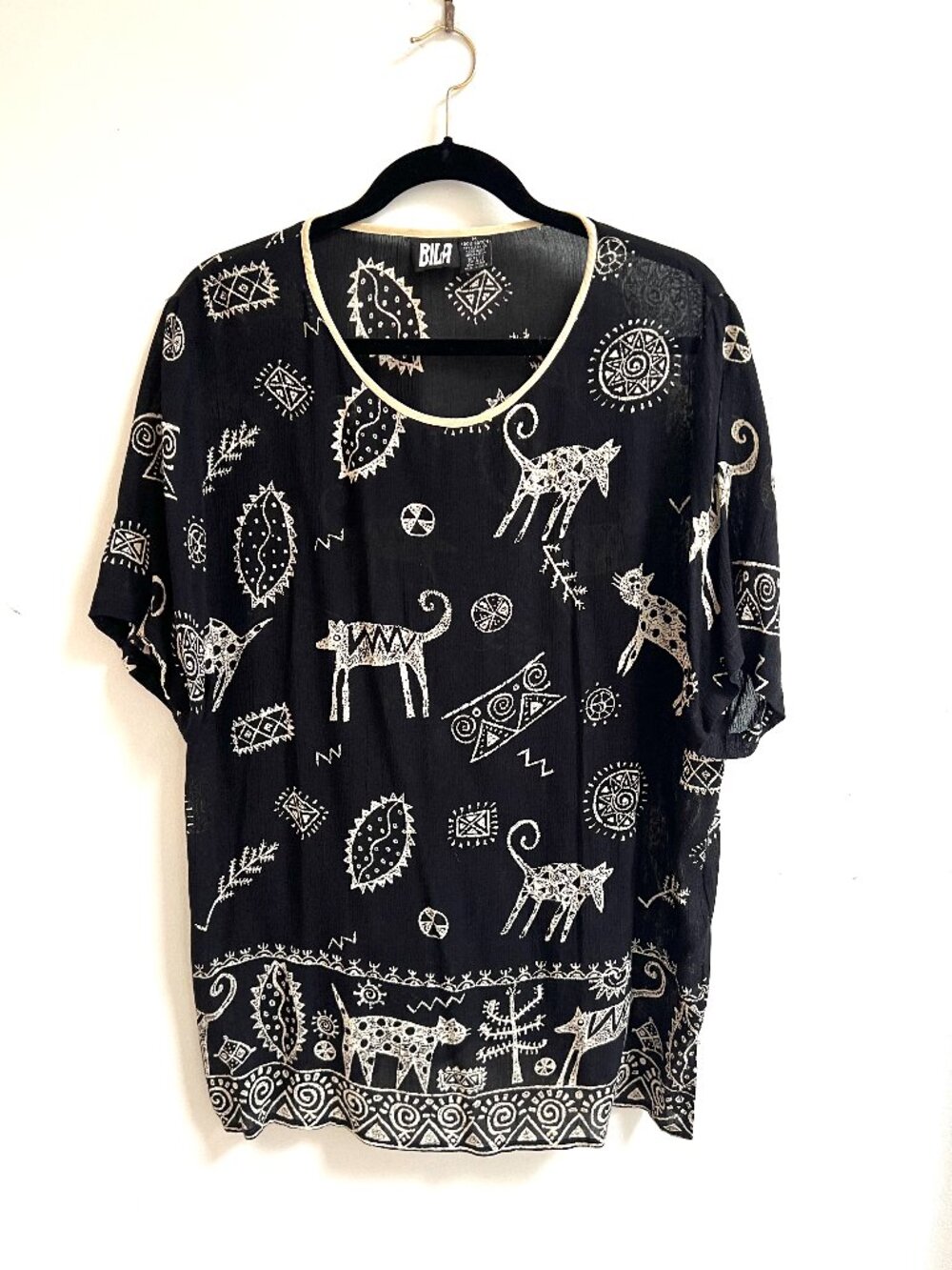 Bila Vintage Black Rayon Gauze Novelty Cat and Dog Print Tribal Boho Top Size M